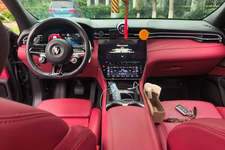 Used Maserati Grecale 2023 2.0T Modena Center Console