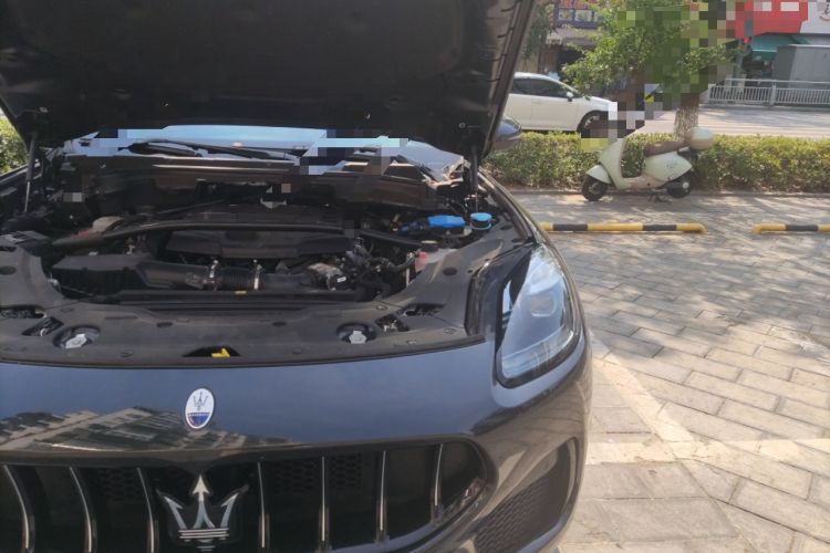 Used Maserati Grecale 2023 2.0T GT Engine Bay Left