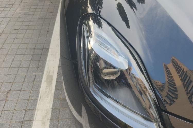 Used Maserati Grecale 2023 2.0T Modena Right Front Headlight