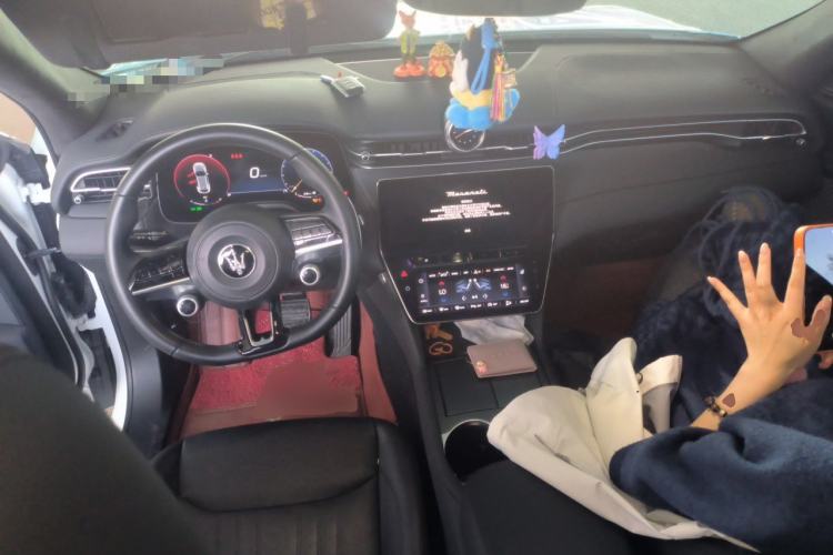 Used Maserati Grecale 2023 2.0T GT Center Console