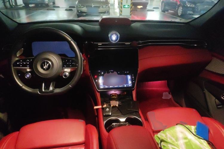 Used Maserati Grecale 2023 2.0T GT Center Console