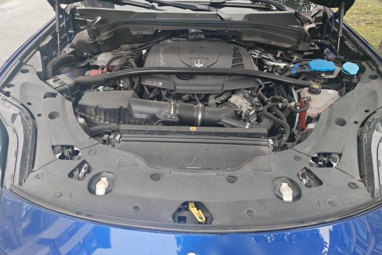 Used Maserati Grecale 2023 2.0T GT Engine Bay
