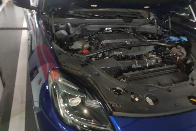 Used Maserati Grecale 2023 2.0T GT Engine Bay Right