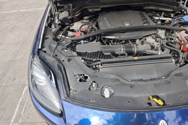 Used Maserati Grecale 2023 2.0T GT Engine Bay Right