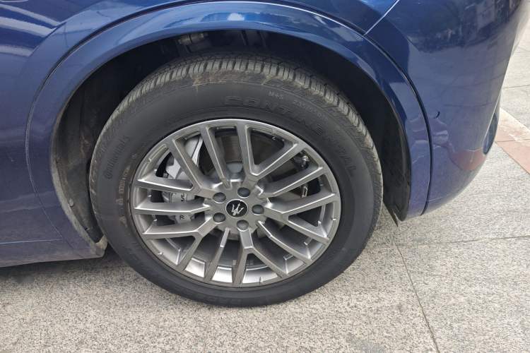 Used Maserati Grecale 2023 2.0T GT Right Front Wheel Hub