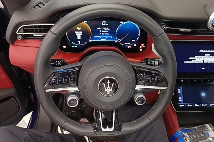 Used Maserati Grecale 2023 2.0T GT Steering Wheel