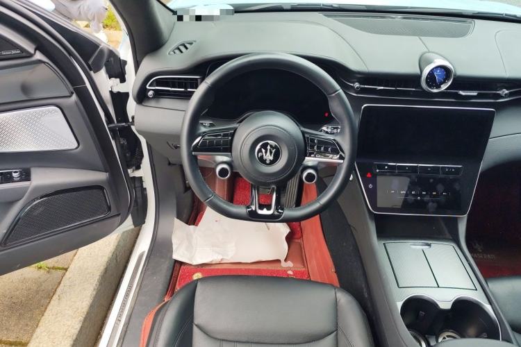 Used Maserati Grecale 2023 2.0T GT Steering Wheel