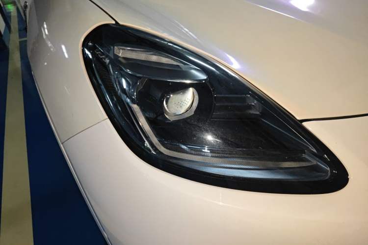 Used Maserati Grecale 2023 2.0T GT Right Front Headlight