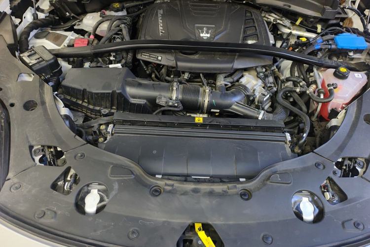 Used Maserati Grecale 2023 2.0T GT Engine Bay