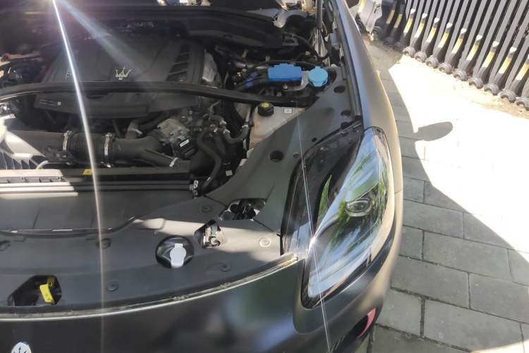 Used Maserati Grecale 2023 2.0T GT Engine Bay Left