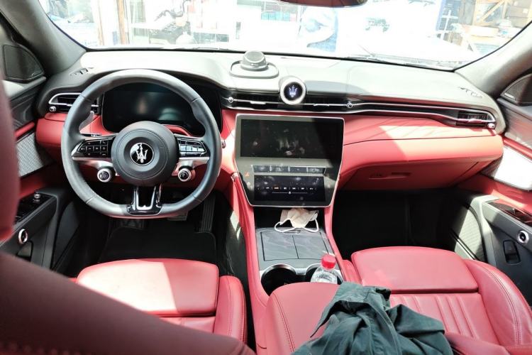 Used Maserati Grecale 2023 2.0T Modena Center Console