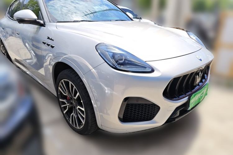 Used Maserati Grecale 2023 2.0T Modena Front Right 45 Deg
