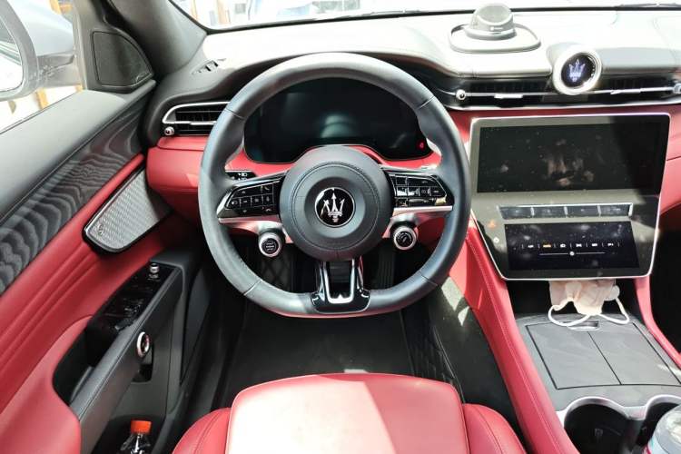 Used Maserati Grecale 2023 2.0T Modena Steering Wheel
