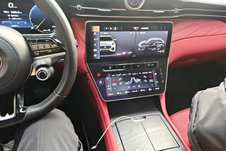 Used Maserati Grecale 2023 2.0T GT Audio And AC Panel