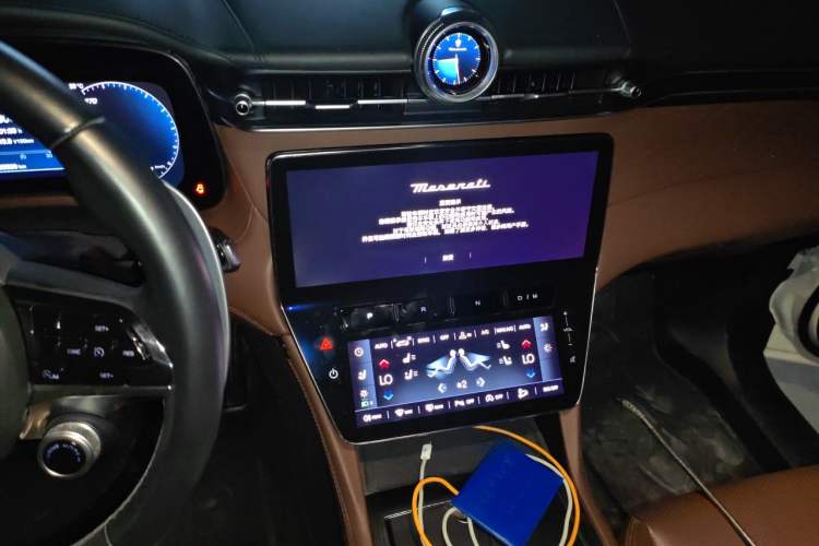 Used Maserati Grecale 2023 2.0T GT Audio And AC Panel