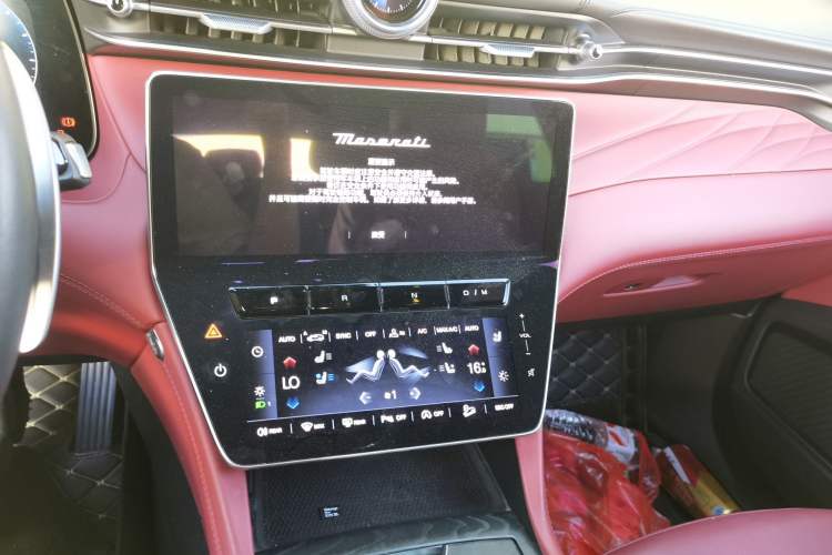 Used Maserati Grecale 2023 2.0T GT Audio And AC Panel