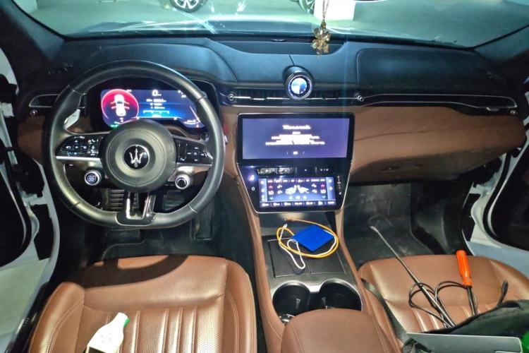 Used Maserati Grecale 2023 2.0T GT Center Console