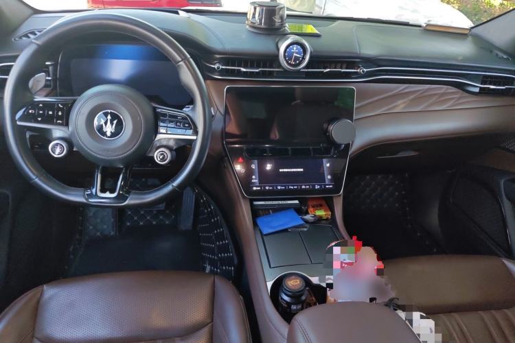 Used Maserati Grecale 2023 2.0T GT Center Console