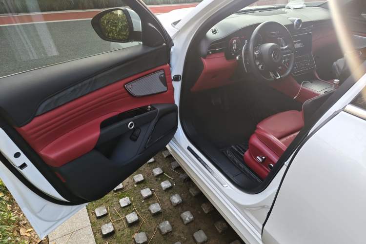 Used Maserati Grecale 2023 2.0T GT Driver Seat