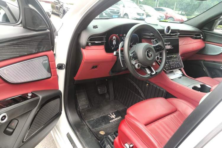 Used Maserati Grecale 2023 2.0T GT Driver Seat