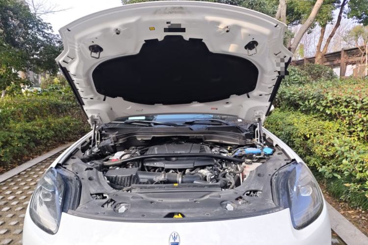 Used Maserati Grecale 2023 2.0T GT Engine Bay
