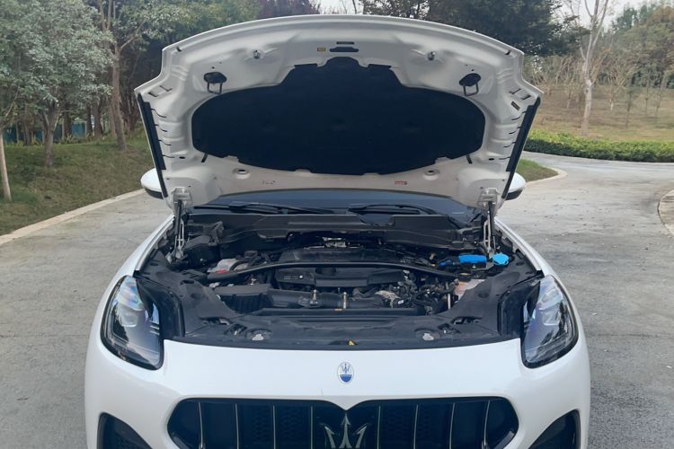 Used Maserati Grecale 2023 2.0T GT Engine Bay