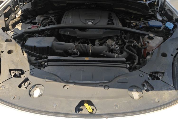 Used Maserati Grecale 2023 2.0T GT Engine Bay