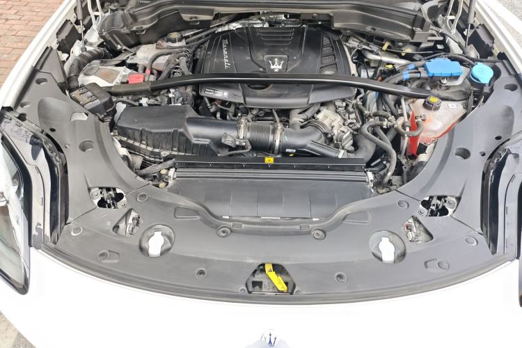 Used Maserati Grecale 2023 2.0T GT Engine Bay