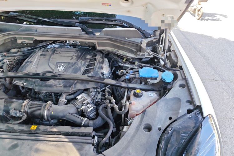 Used Maserati Grecale 2023 2.0T GT Engine Bay Left