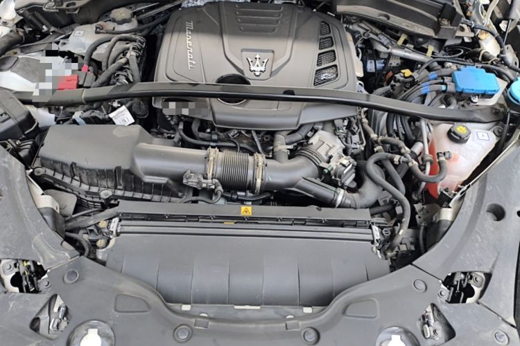 Used Maserati Grecale 2023 2.0T GT Engine Bay