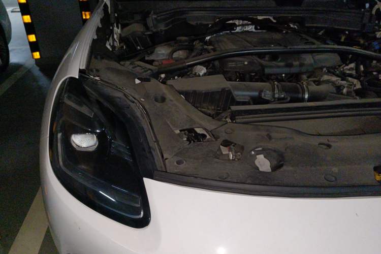 Used Maserati Grecale 2023 2.0T GT Engine Bay Right