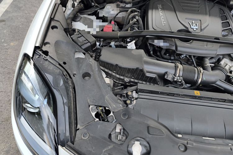 Used Maserati Grecale 2023 2.0T GT Engine Bay Right