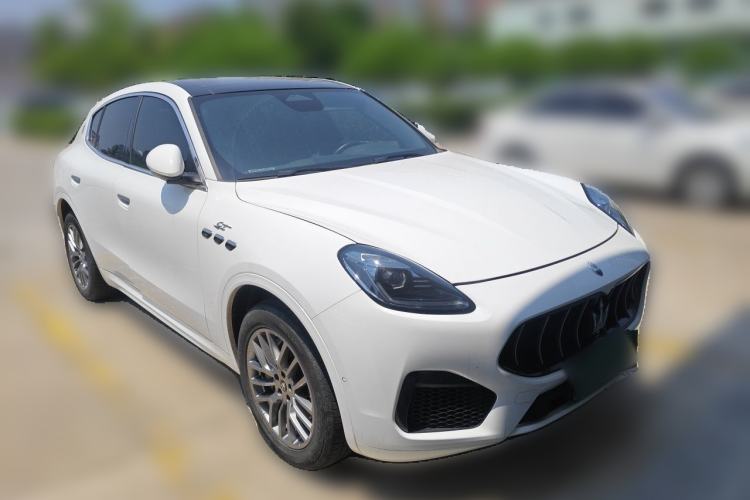 Used Maserati Grecale 2023 2.0T GT Front Right 45 Deg