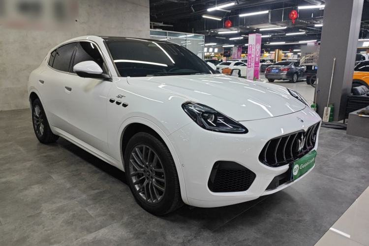 Used Maserati Grecale 2023 2.0T GT Front Right 45 Deg
