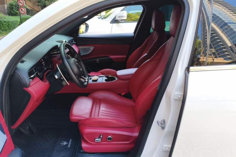Used Maserati Grecale 2023 2.0T GT Left Front Seat