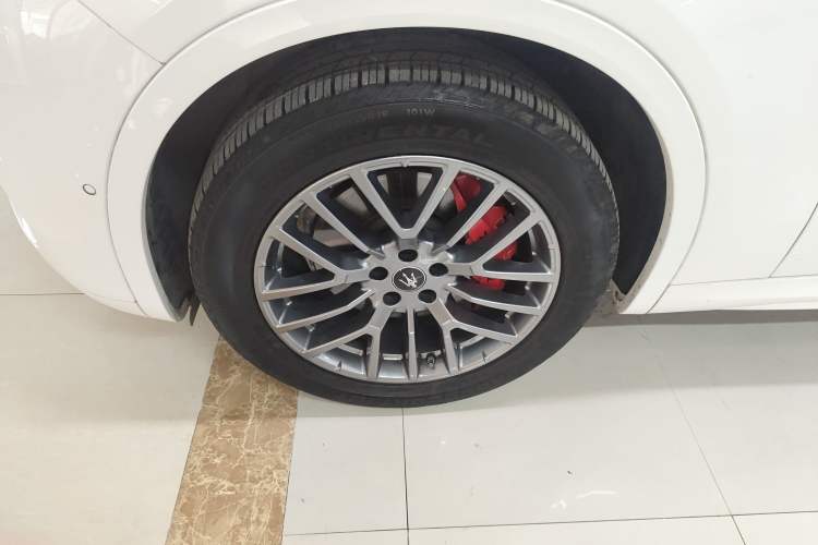Used Maserati Grecale 2023 2.0T GT Left Front Wheel Hub