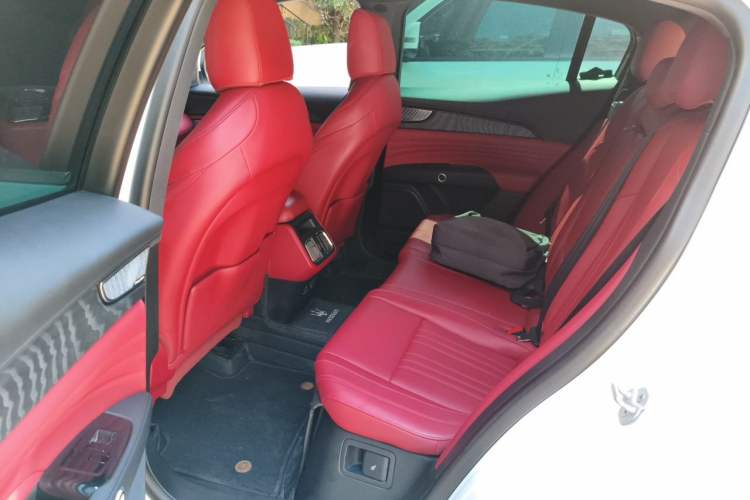 Used Maserati Grecale 2023 2.0T GT Left Rear Seat