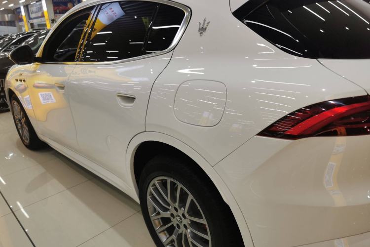 Used Maserati Grecale 2023 2.0T GT Left Side