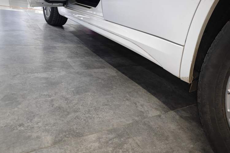 Used Maserati Grecale 2023 2.0T GT Left Side Sill