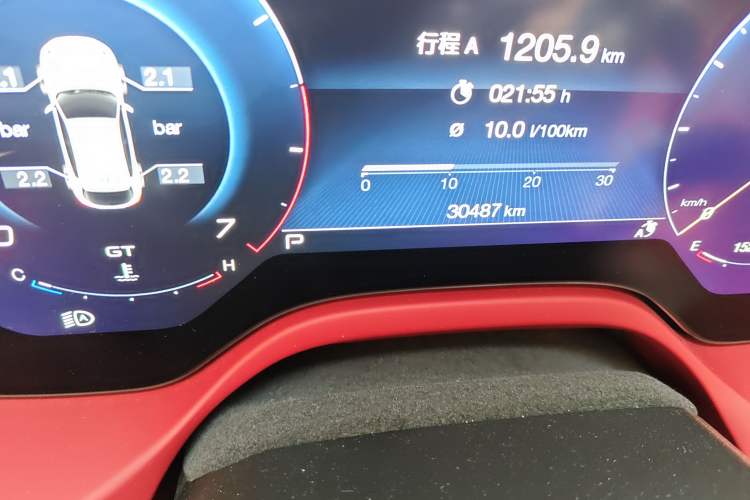 Used Maserati Grecale 2023 2.0T GT Odometer Close Up