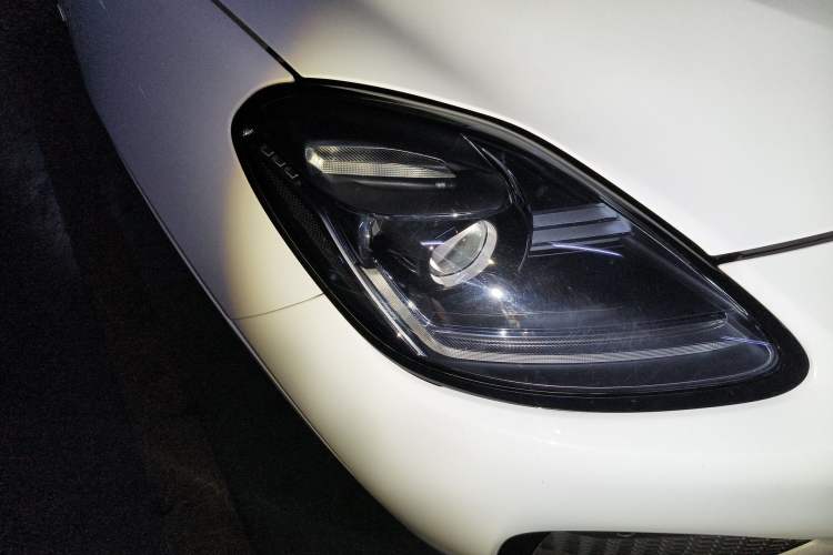 Used Maserati Grecale 2023 2.0T GT Right Front Headlight