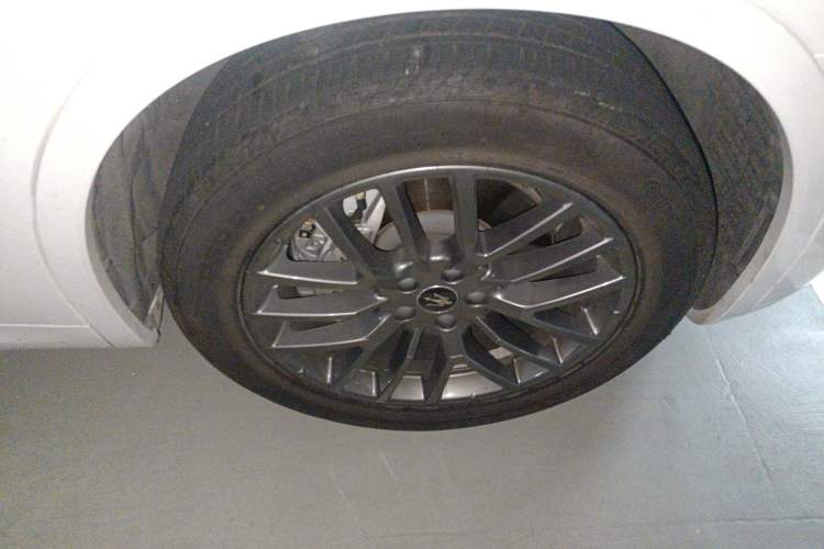 Used Maserati Grecale 2023 2.0T GT Right Front Wheel Hub
