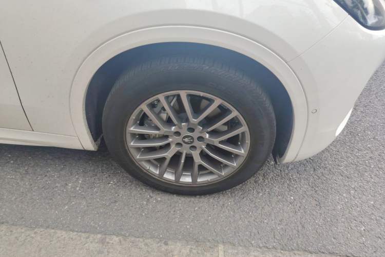 Used Maserati Grecale 2023 2.0T GT Right Front Wheel Hub