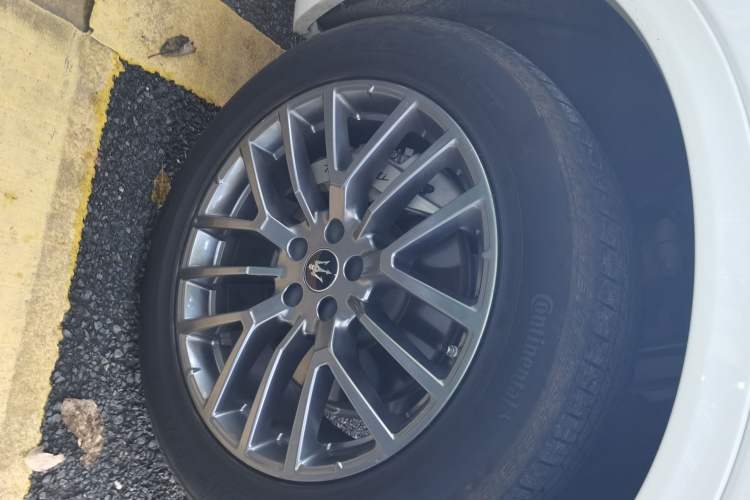 Used Maserati Grecale 2023 2.0T GT Right Front Wheel Hub