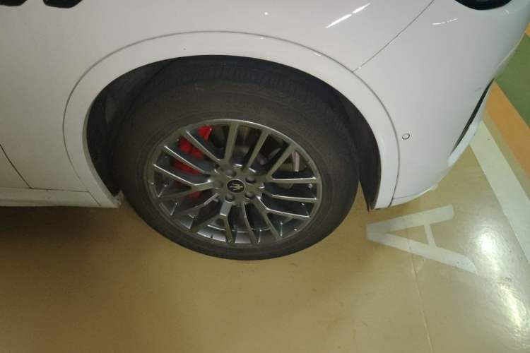 Used Maserati Grecale 2023 2.0T GT Right Front Wheel Hub