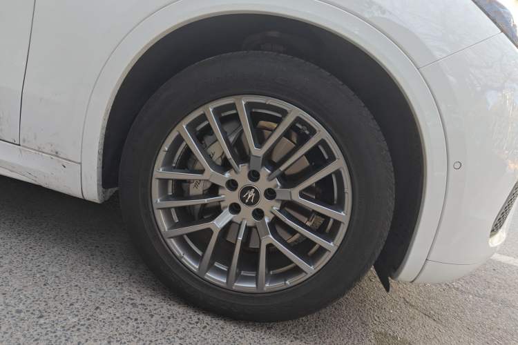 Used Maserati Grecale 2023 2.0T GT Right Front Wheel Hub