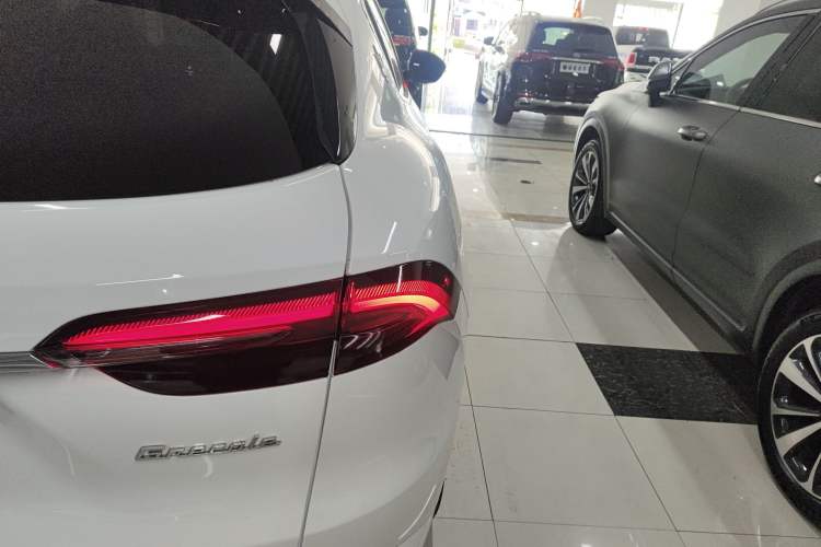 Used Maserati Grecale 2023 2.0T GT Right Rear Taillight