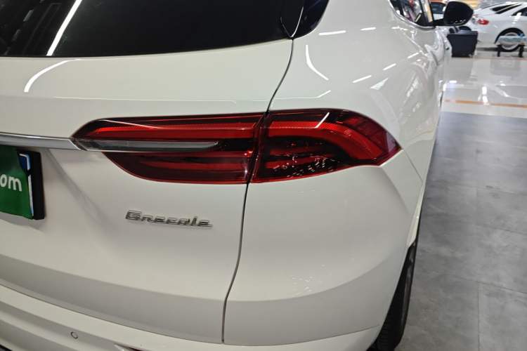Used Maserati Grecale 2023 2.0T GT Right Rear Taillight