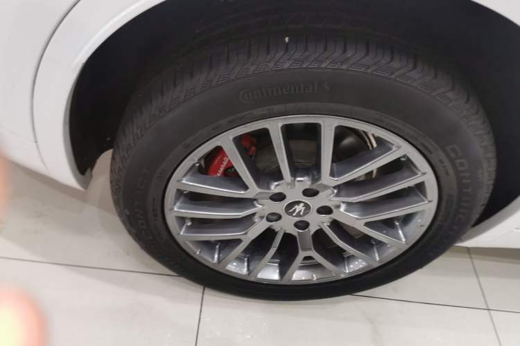 Used Maserati Grecale 2023 2.0T GT Right Rear Wheel Hub