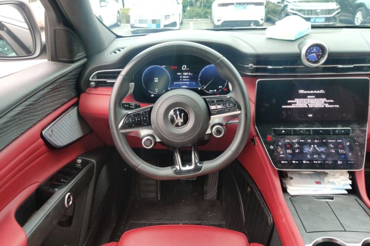 Used Maserati Grecale 2023 2.0T GT Steering Wheel